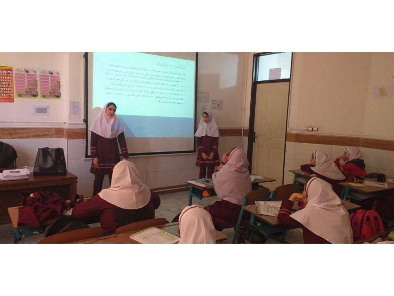 پاورپوینت درس۹مطالعات-آندریا مولایی و فاطمه حق دوست-آذر 98