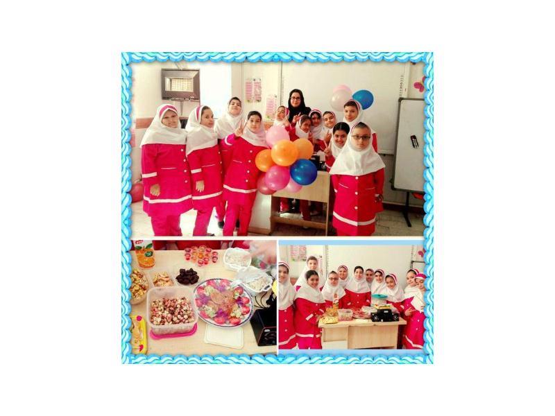 انجام آزمایش علوم زبان- انواع مخلوط ها-دانش آموزان پايه چهارم