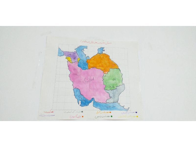 روزنامه دیواری در مورد عهدنامه ترکمنچای توسط موسی زاده پایه نهم آذر 98