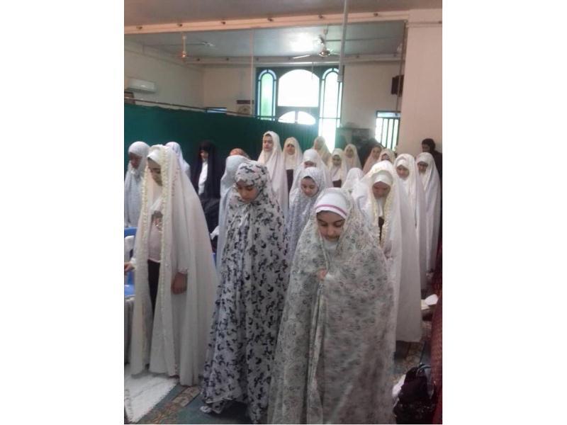 نماز جماعت پنجم دبستان بمهن 98